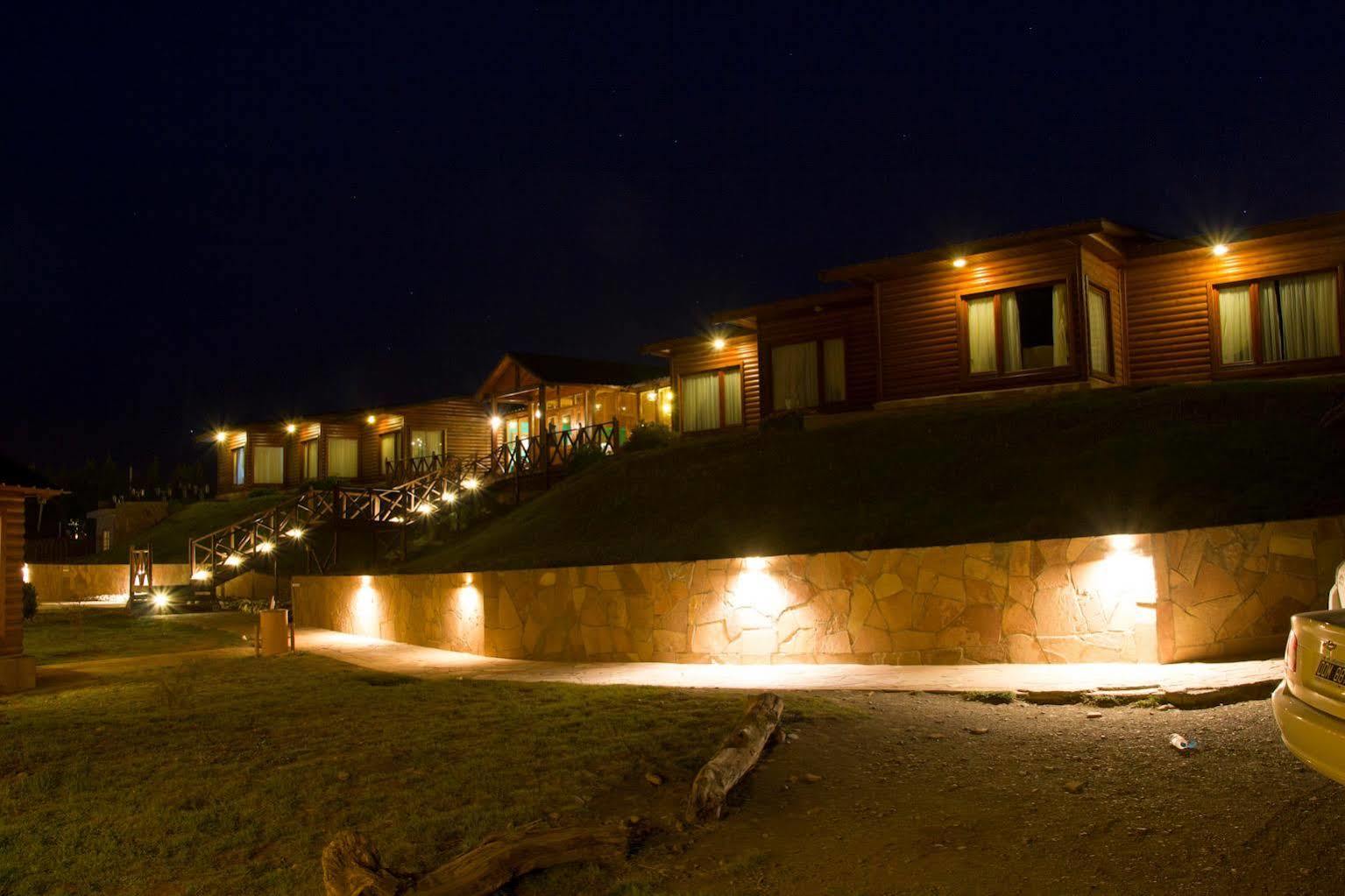 Boutique Hotel La Cantera El Calafate Exterior photo